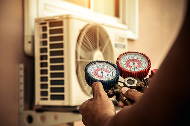 Professional Hvac technician working in Frenchtown, NJ